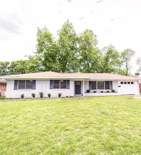 2422 Ashland Ave, Bossier City, LA 71111
