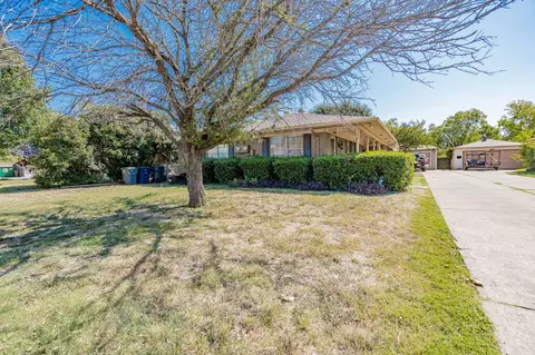 10018 Olmos Dr, Dallas, TX 75218