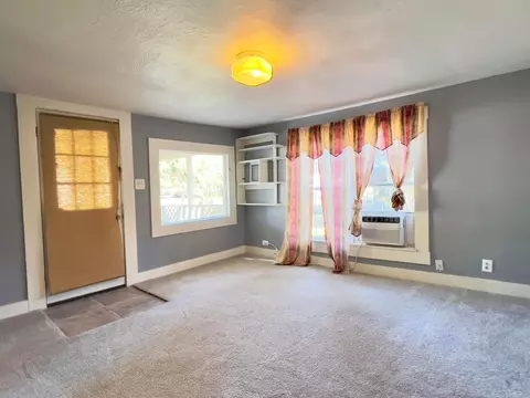 Living - 381 Watson St, Doyline, LA 71023 photo 2 of 3
