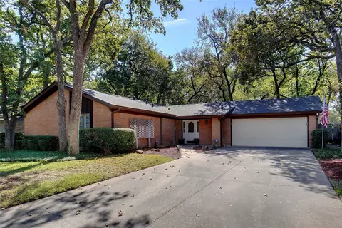 1229 Kathryn St, Hurst, TX 76053