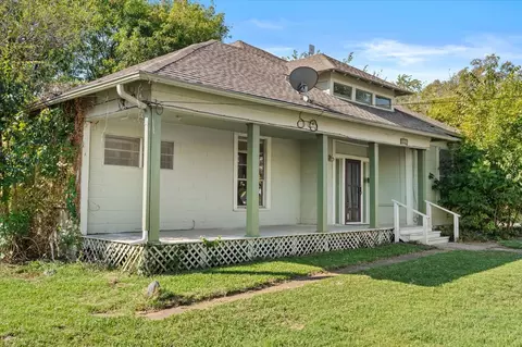 1313 Ash St, Commerce, TX 75428 photo 2