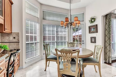 Dining - 3812 Evesham Dr, Plano, TX 75025 photo 3 of 3