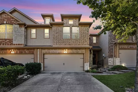 306 Starleaf Trl, Garland, TX 75040