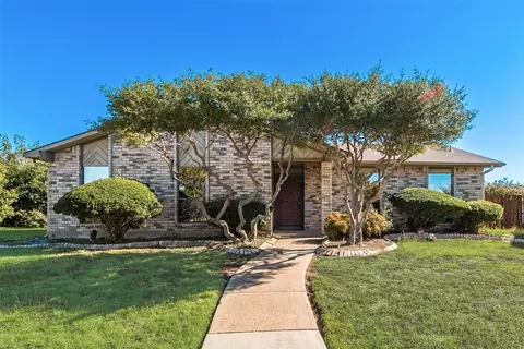 2138 Meadfoot Rd, Carrollton, TX 75007