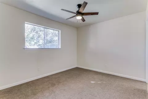 Bedroom - 700 Shelmar Dr, Euless, TX 76039 photo 3 of 4