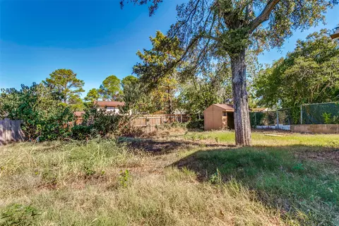 Exterior - 700 Shelmar Dr, Euless, TX 76039 photo 4 of 4