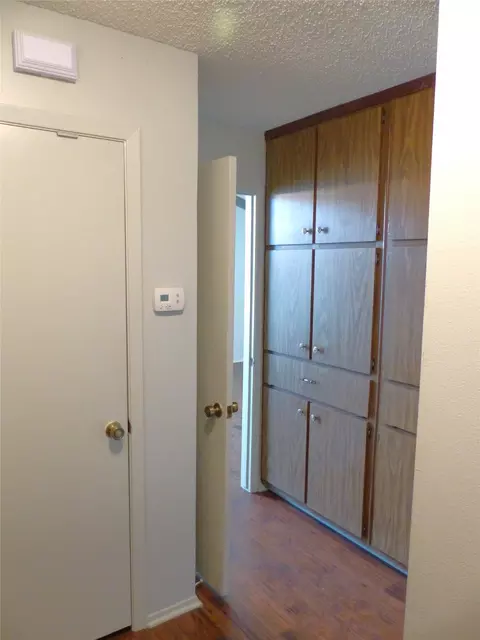 Entry Way - 202 Loop, Brady, TX 76825 photo 1 of 1