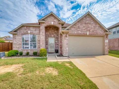 7503 Miron Ct, Arlington, TX 76001