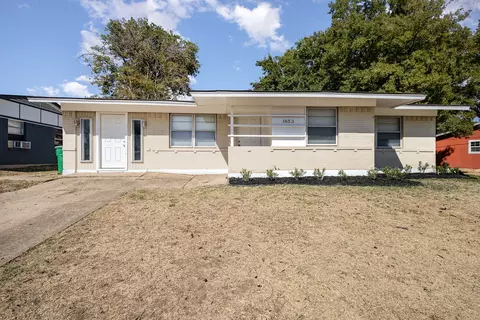 1853 Burning Tree Ln, Carrollton, TX 75006