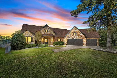 145 Three Forks Xing, Chico, TX 76431