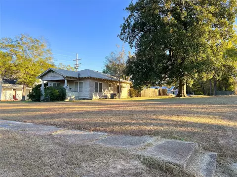 401 S 3rd St, Homer, LA 71040