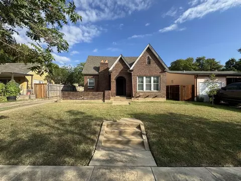 913 E Morningside Dr, Fort Worth, TX 76104