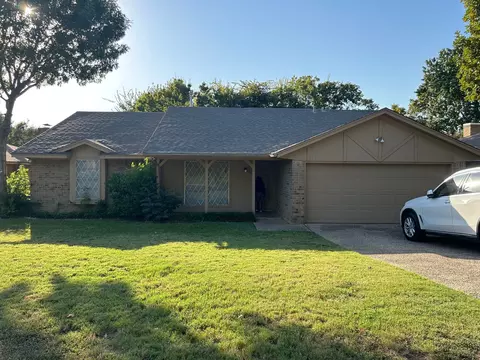 3828 Lynbrook Ln, Arlington, TX 76015
