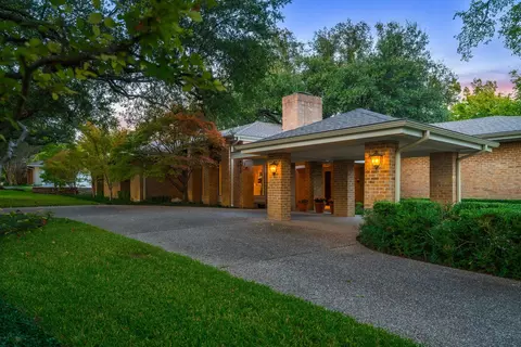 6420 Emeraldwood Dr, Dallas, TX 75254