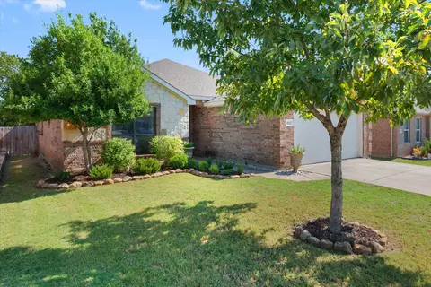 825 Hazels Way, Anna, TX 75409