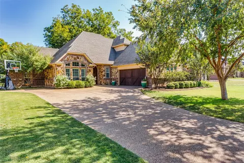 148 Links Ln, Aledo, TX 76008