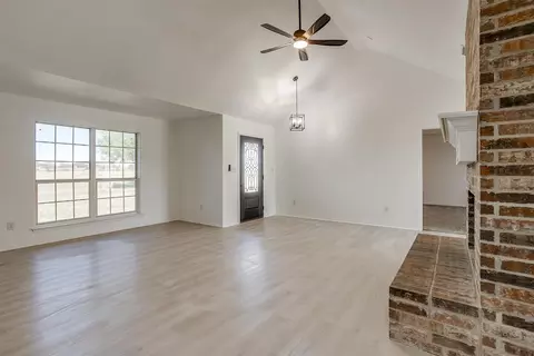 Living - 400 E Vaughn Rd, Cleburne, TX 76031 photo 2 of 5