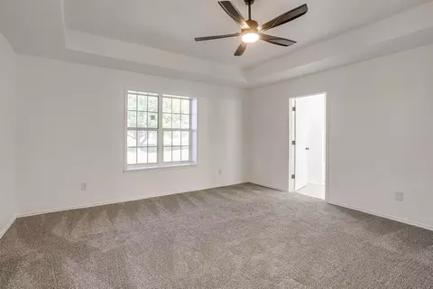 Bedroom - 400 E Vaughn Rd, Cleburne, TX 76031 photo 1 of 7