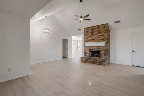 Living - 400 E Vaughn Rd, Cleburne, TX 76031 photo 3 of 5