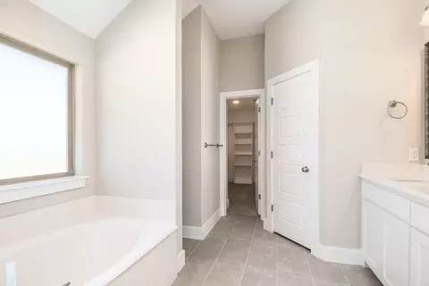 Entry Way - 208 Marshall Dr, Springtown, TX 76082 photo 3 of 3