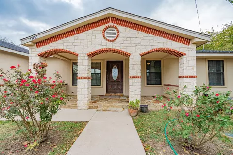 13435 Sarah Ln, Dallas, TX 75253