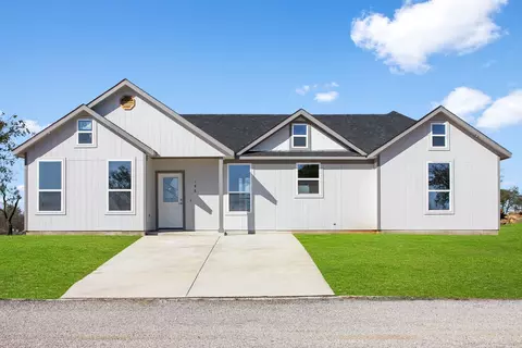 188 Cactus Canyon Dr, Bridgeport, TX 76426