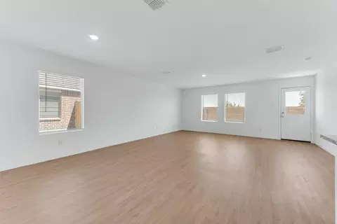1128 Gunslinger Dr, Fort Worth, TX 76052 photo 12