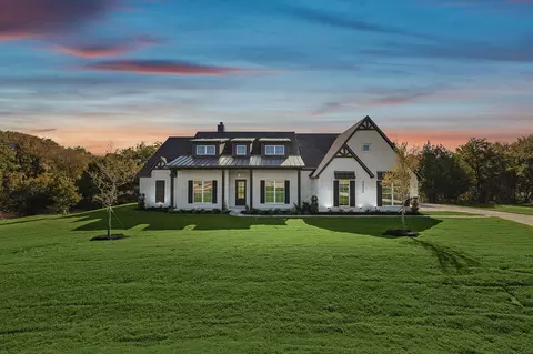 4420 Desert Gold Ct, Midlothian, TX 76065