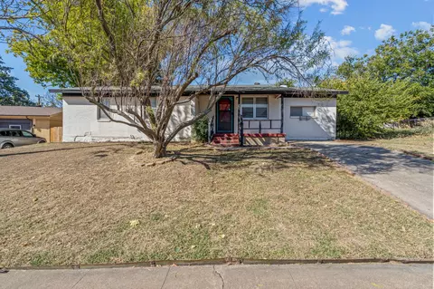 1504 Mary K Ln, White Settlement, TX 76108