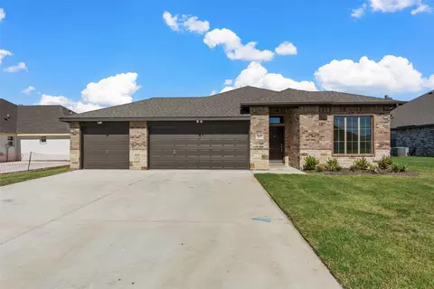 503 Crabtree Cir, Royse City, TX 75189