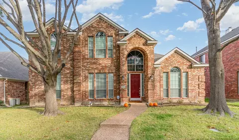 9300 Sterling Gate Dr, Mckinney, TX 75072