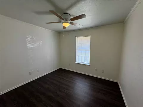 101 Red Oak Cir, Ector, TX 75439 photo 18