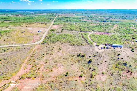 5992 Spinks Rd, Abilene, TX 79601 photo 2