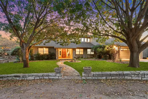 603 Casas Del Norte Ct, Granbury, TX 76049