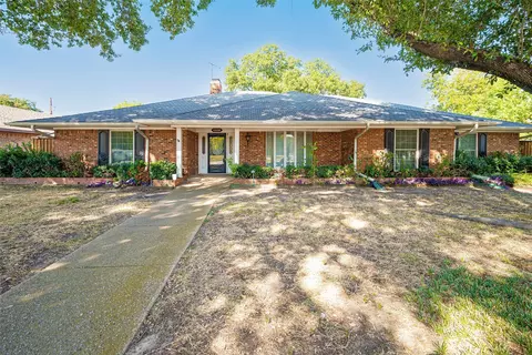 12034 Shirestone Ln, Dallas, TX 75244