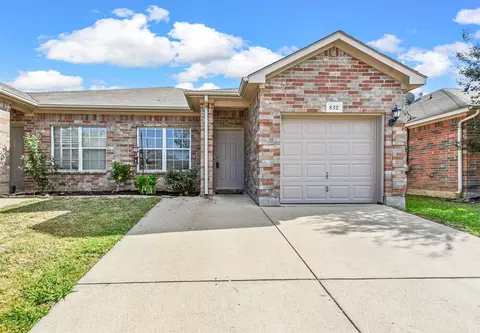 832 Walnut St, Burleson, TX 76028