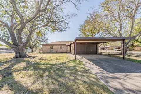 6000 Mackneal Trl, Watauga, TX 76148