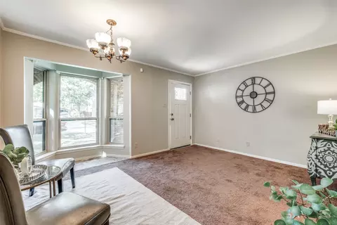 Living - 1000 Powell Rd, Mesquite, TX 75149 photo 1 of 4