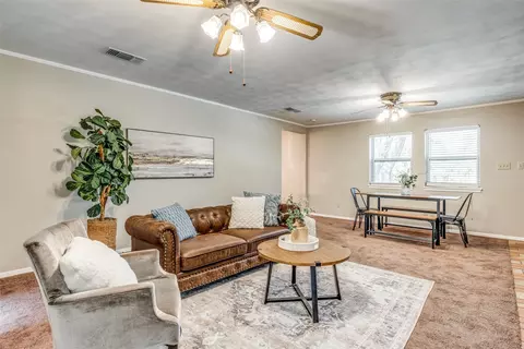 Living - 1000 Powell Rd, Mesquite, TX 75149 photo 2 of 4
