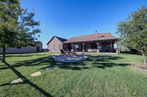 Exterior - 4560 Huling Rd, Sanger, TX 76266 photo 8 of 8
