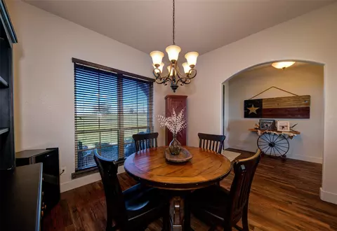 Dining - 4560 Huling Rd, Sanger, TX 76266 photo 1 of 2
