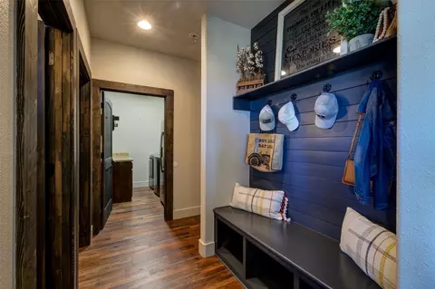 Entry Way - 4560 Huling Rd, Sanger, TX 76266 photo 2 of 2