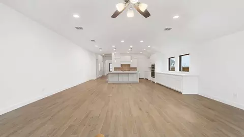 Living - 916 Maple Leaf Ln, Haslet, TX 76052 photo 2 of 4