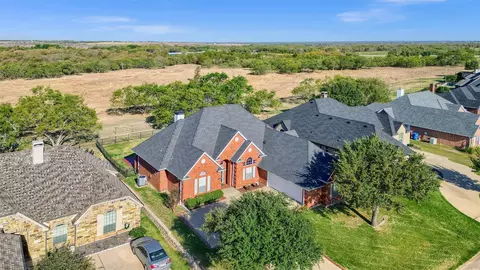 3124 Preston Club Dr, Sherman, TX 75092