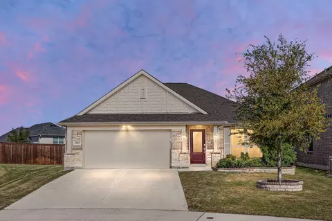 9368 Flying Eagle Ln, Fort Worth, TX 76131