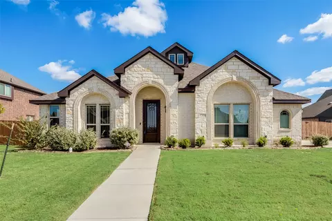 1208 Gwendolyn Dr, Desoto, TX 75115