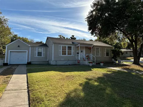 3200 Rita Ln, Haltom City, TX 76117