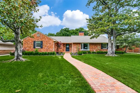 10831 Snow White Dr, Dallas, TX 75229