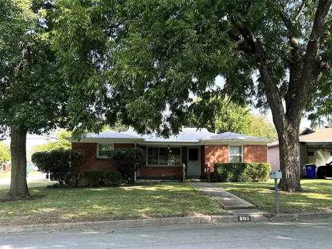 805 June Dr, White Settlement, TX 76108