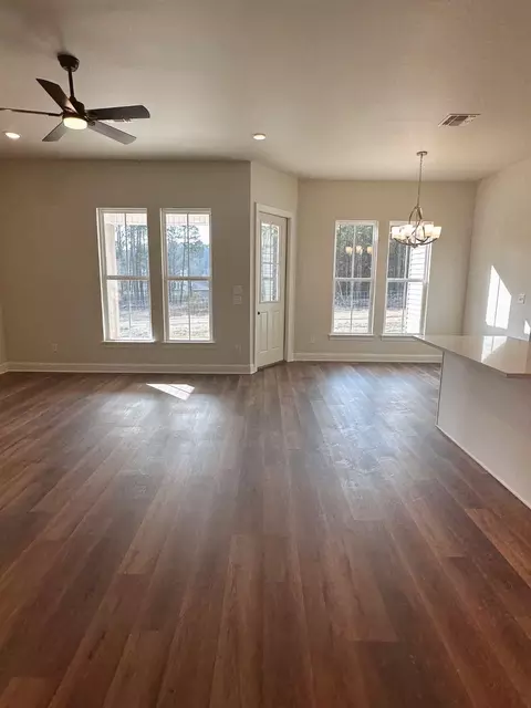Living - 5773 Bunker Way, Blanchard, LA 71107 photo 2 of 2